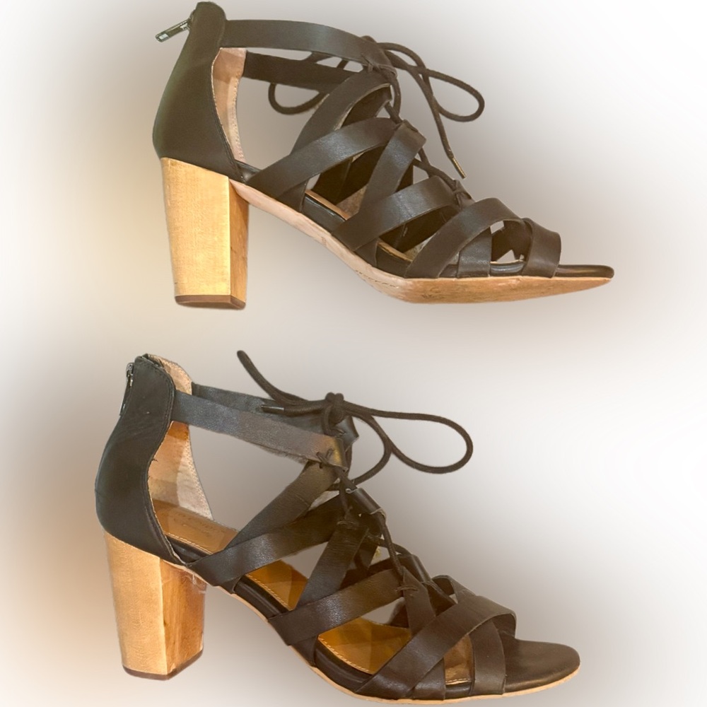 Corso Como Black Gladiator style Women's Shoes w/ wooden block heel.  US 9.5.